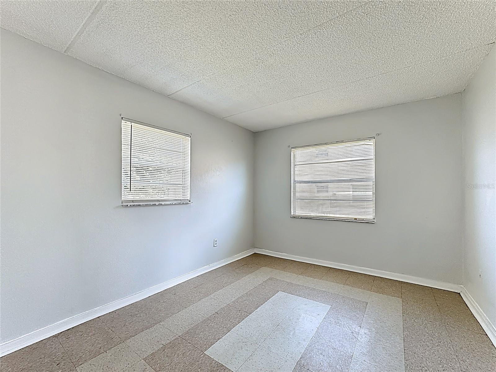 PALM GARDENS CONDO - Residential