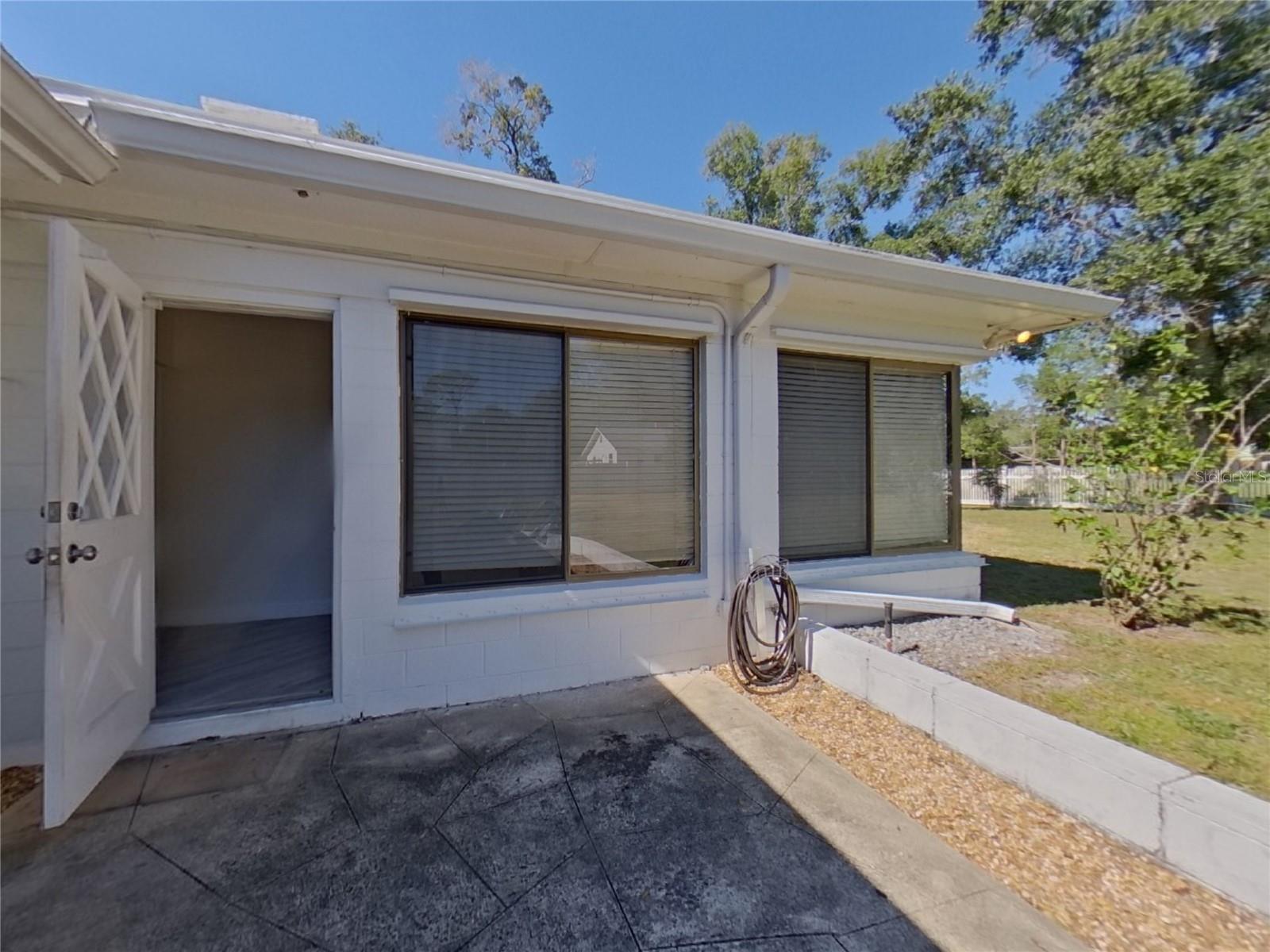 SANLANDO SPGS - Residential Lease