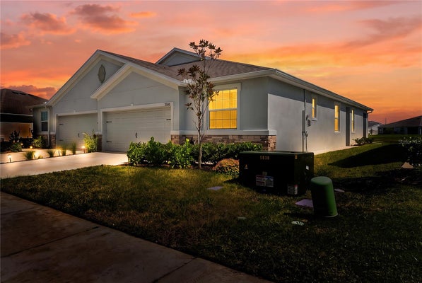 8580 BOLD CYPRESS LN, WESLEY CHAPEL, FL 33545 - Image c53f7adbae427e8d759b50f85650ee90/358882814