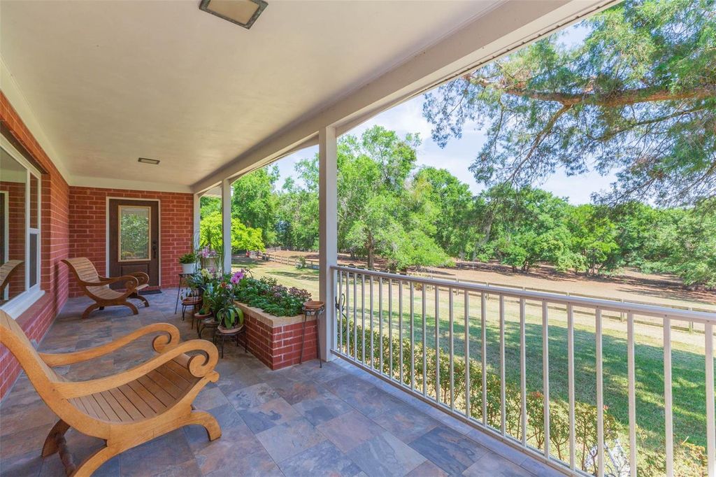 Photo of 34211 Blanton Road, Dade City, FL 33523 (MLS # TB8378583)