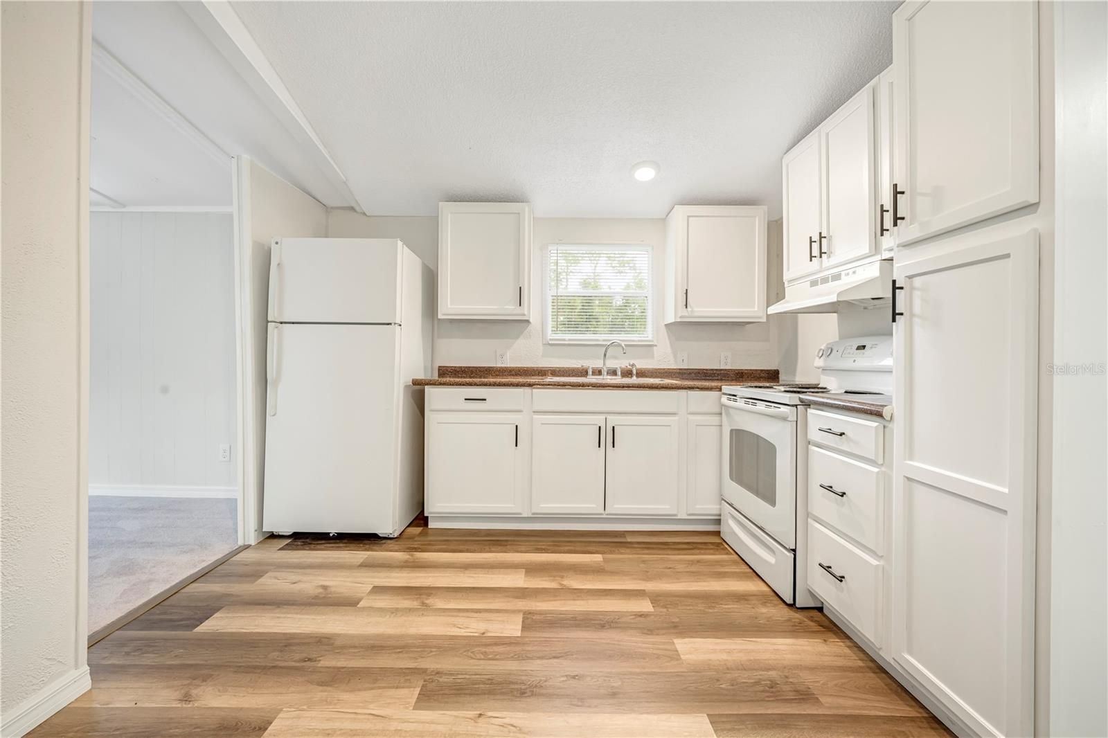 HOLIDAY ACRES UNIT 01 - Residential