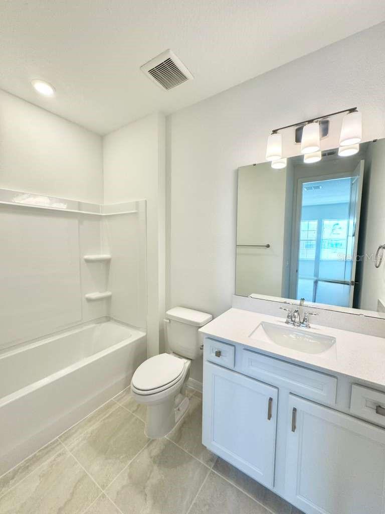 WINTER GROVE - Residential Lease