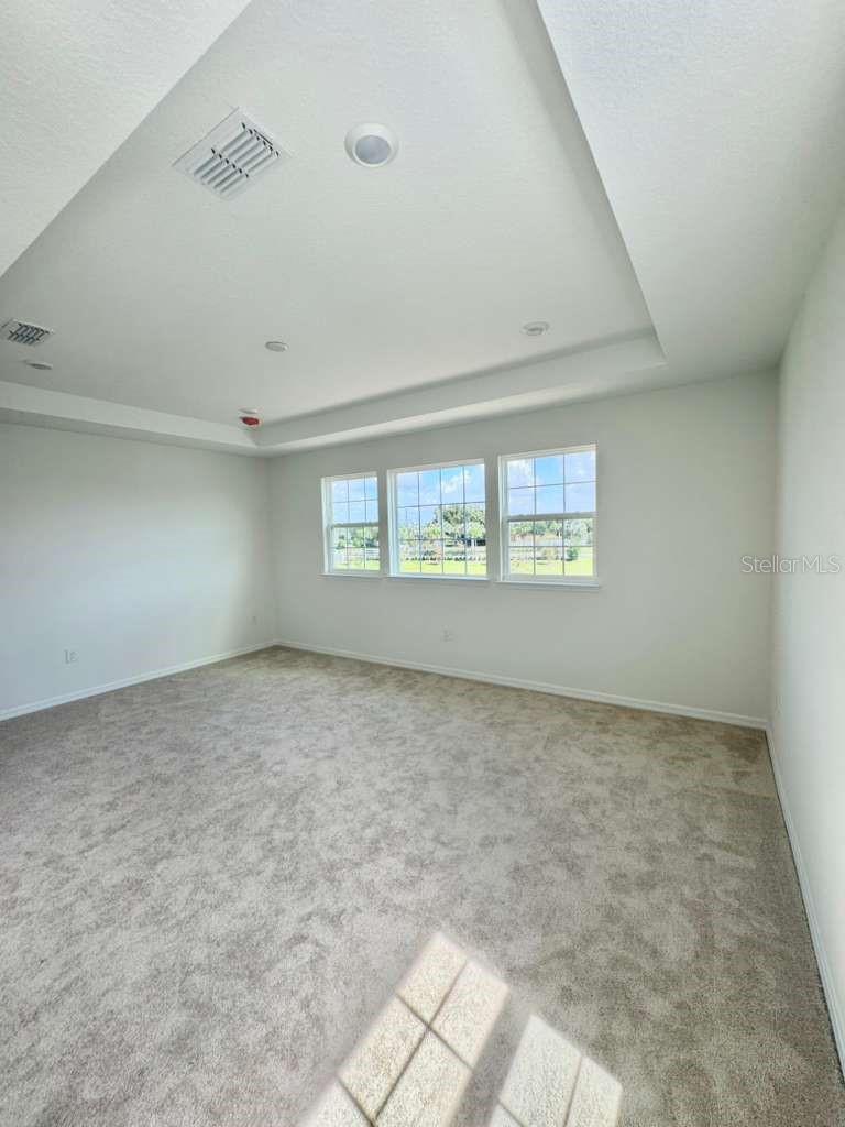 WINTER GROVE - Residential Lease