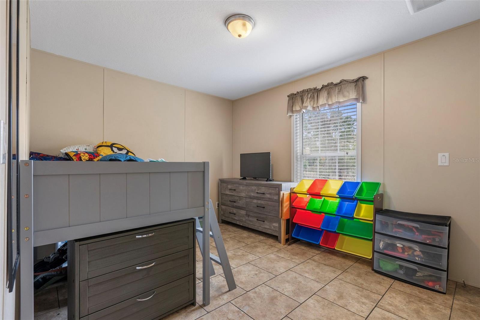 LEISURE HILLS - Residential