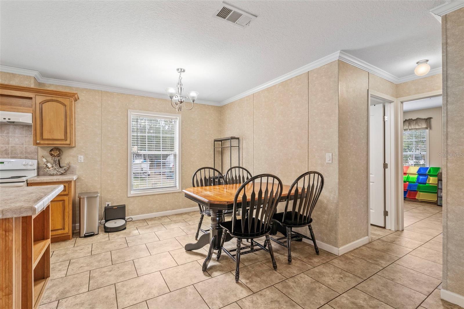 LEISURE HILLS - Residential