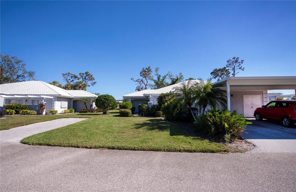 Photo of 262 Cerromar Way S #53, Venice, FL 34293 (MLS # N6139980)