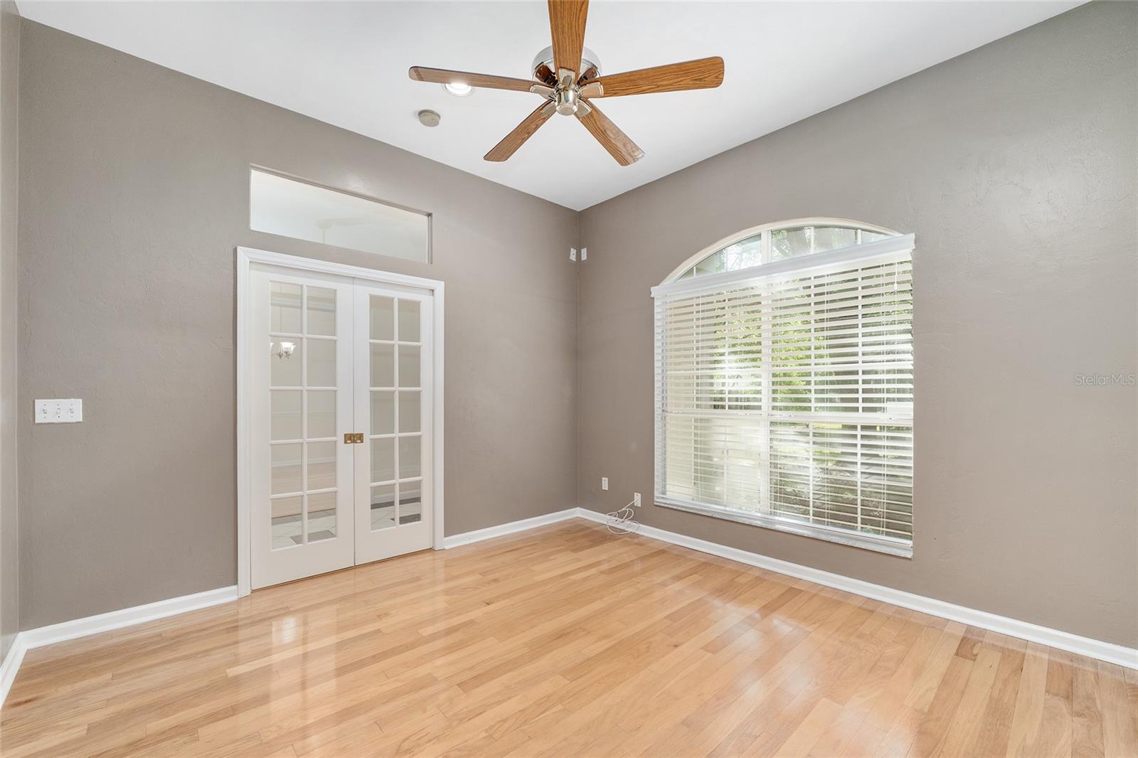 JOCKEY CLUB - Residential