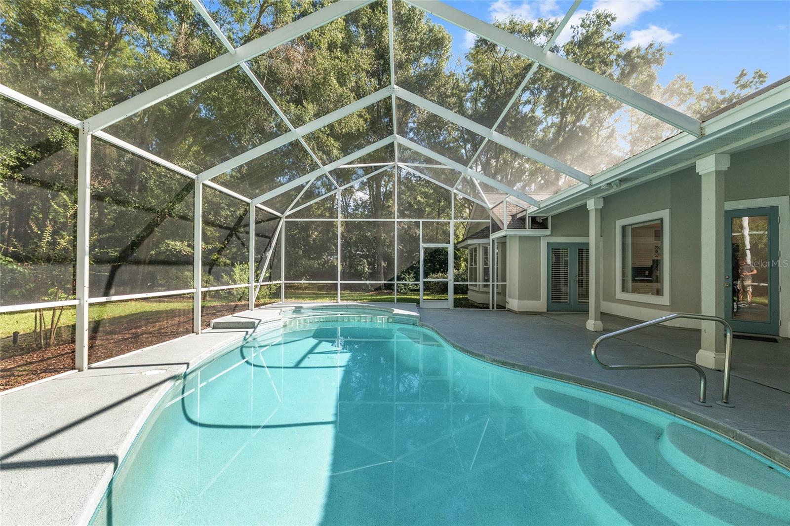 JOCKEY CLUB - Residential