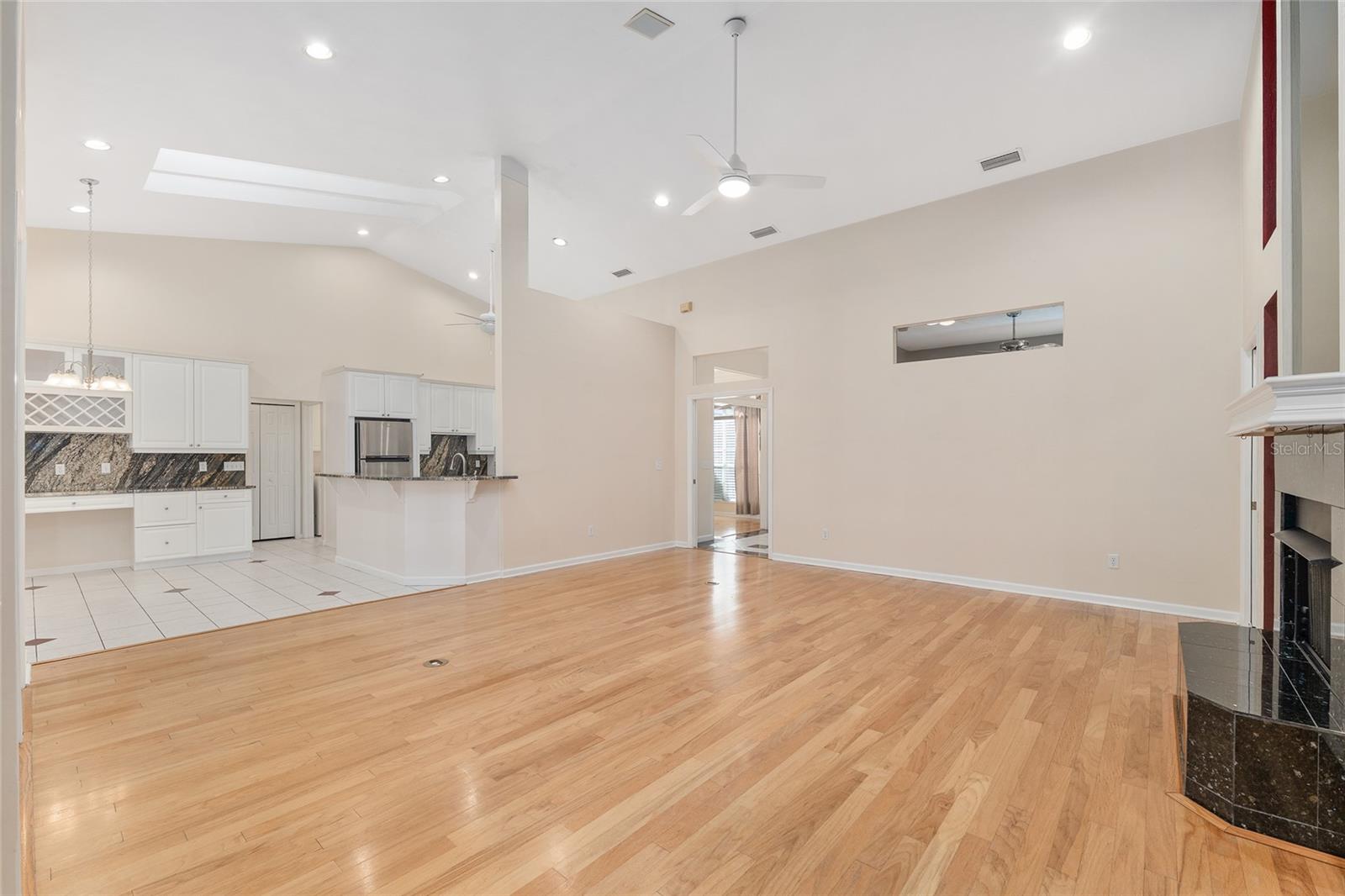 JOCKEY CLUB - Residential