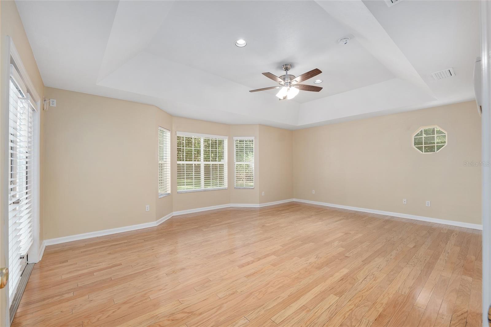 JOCKEY CLUB - Residential