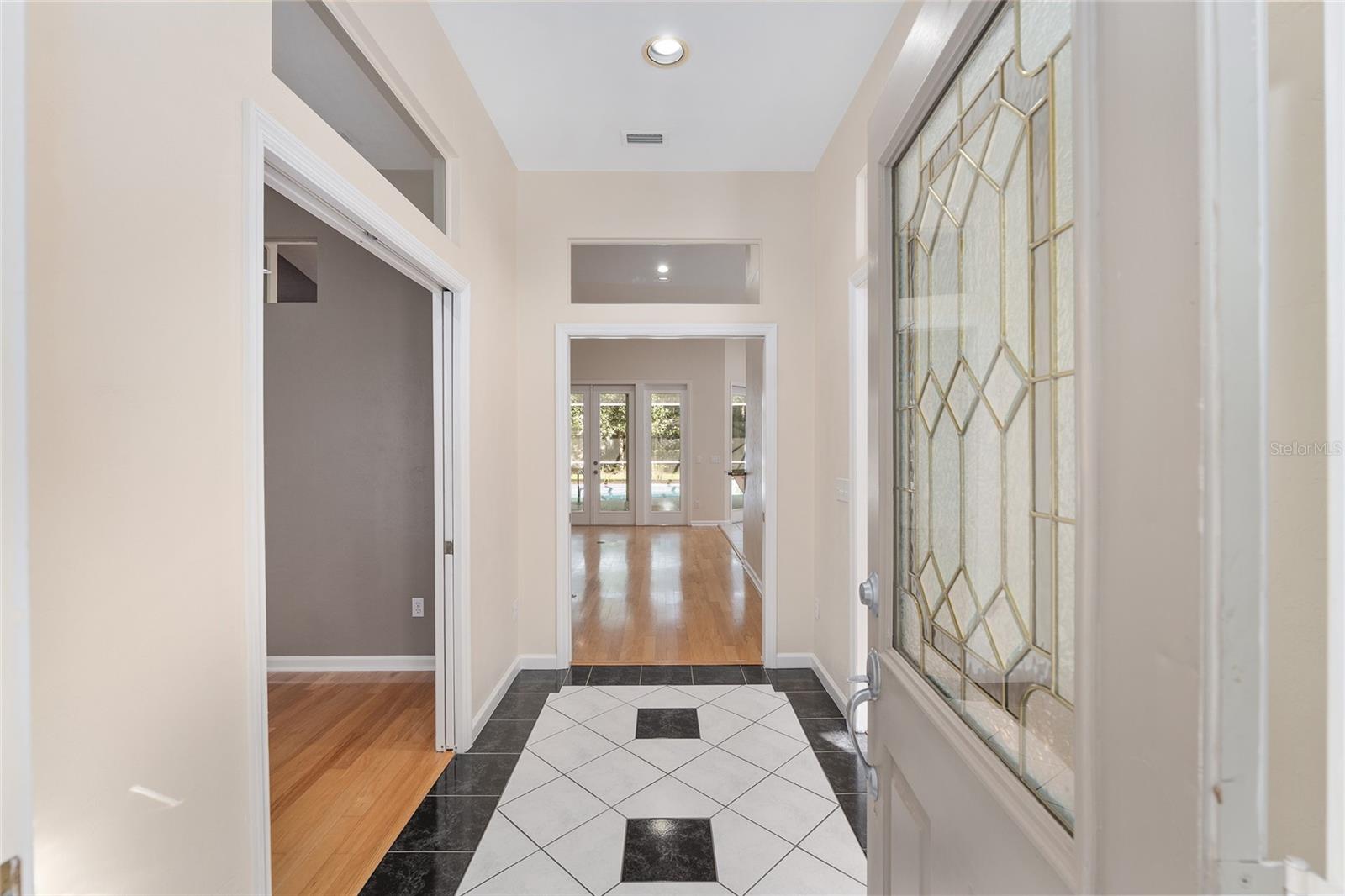 JOCKEY CLUB - Residential