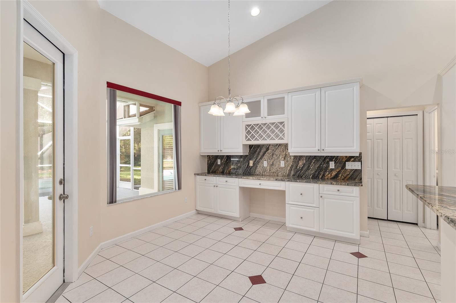 JOCKEY CLUB - Residential