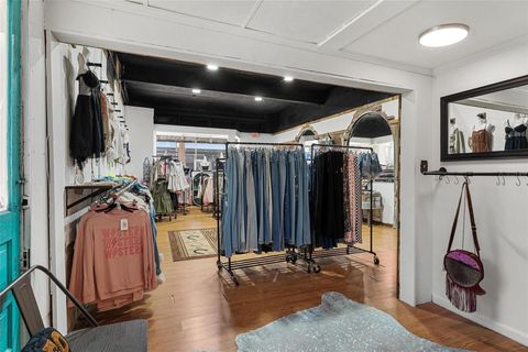 Tiny photo for 200 W Main Street, Leesburg, FL 34748 (MLS # G5108336)