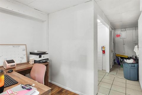 Tiny photo for 200 W Main Street, Leesburg, FL 34748 (MLS # G5108336)