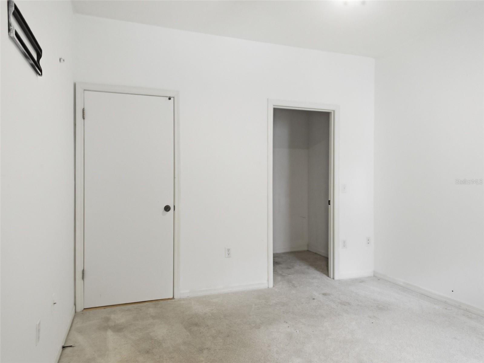 THE GABLES CONDO AT GAINE - Residential