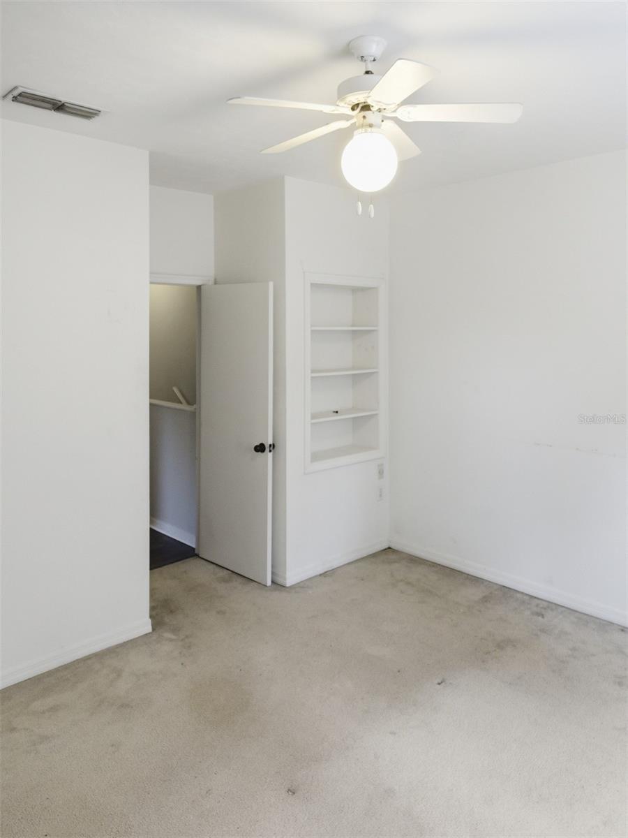 THE GABLES CONDO AT GAINE - Residential