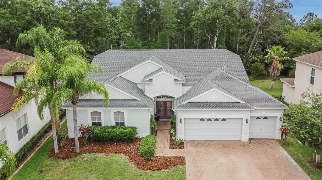 Photo of 10515 Canary Isle Drive, Tampa, FL 33647 (MLS # TB8392381)