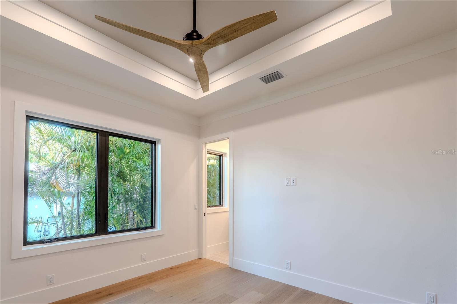 FIELD CLUB ESTATES - Residential