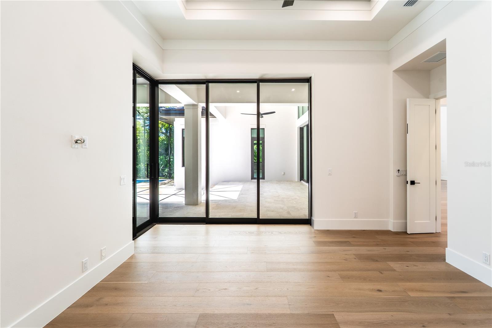 FIELD CLUB ESTATES - Residential