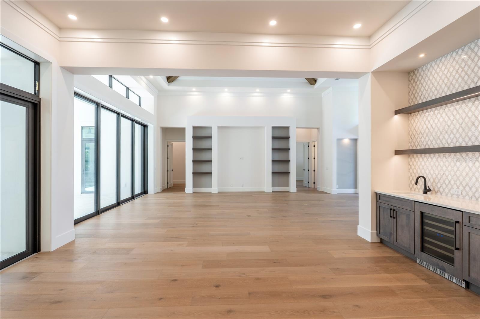 FIELD CLUB ESTATES - Residential