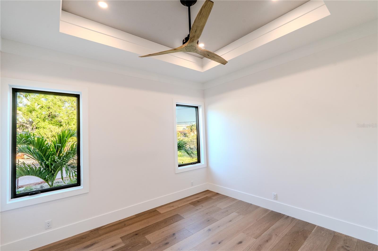 FIELD CLUB ESTATES - Residential