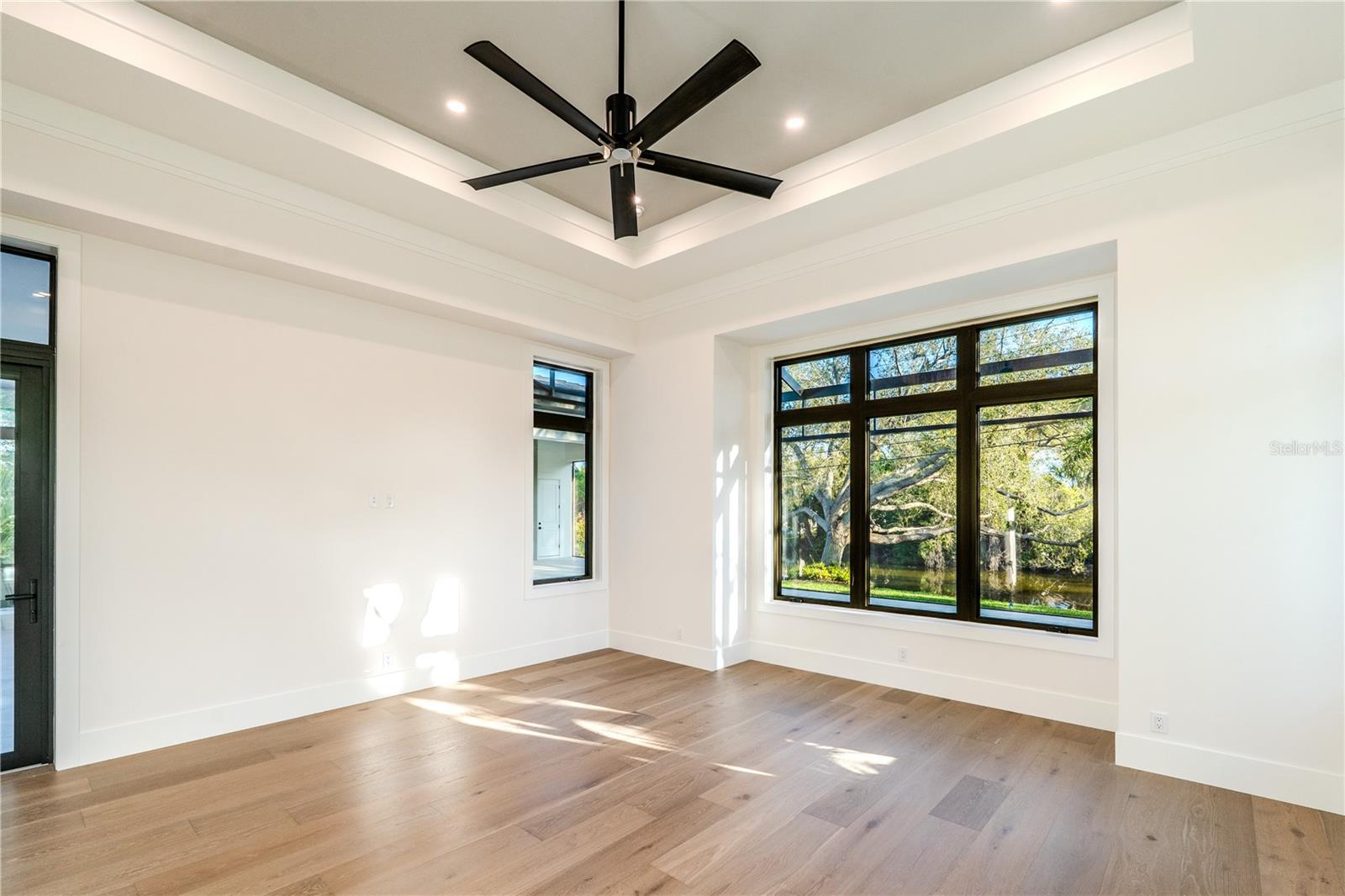 FIELD CLUB ESTATES - Residential