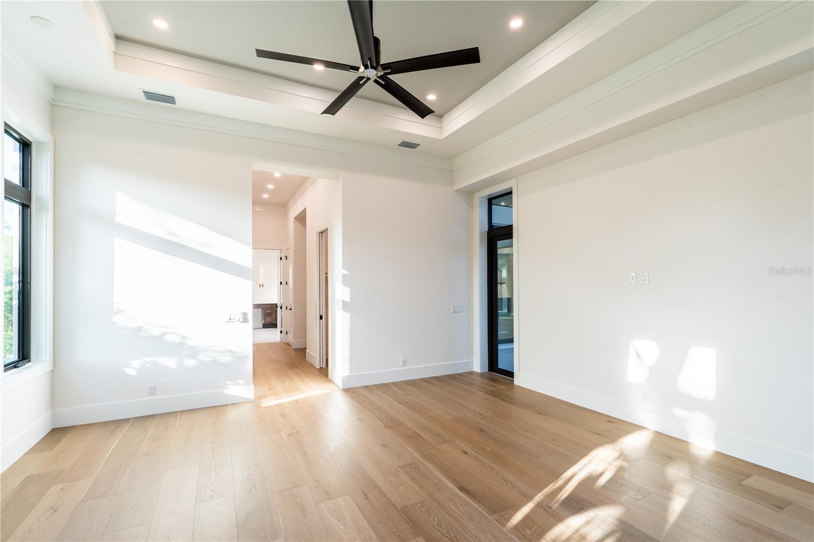 FIELD CLUB ESTATES - Residential