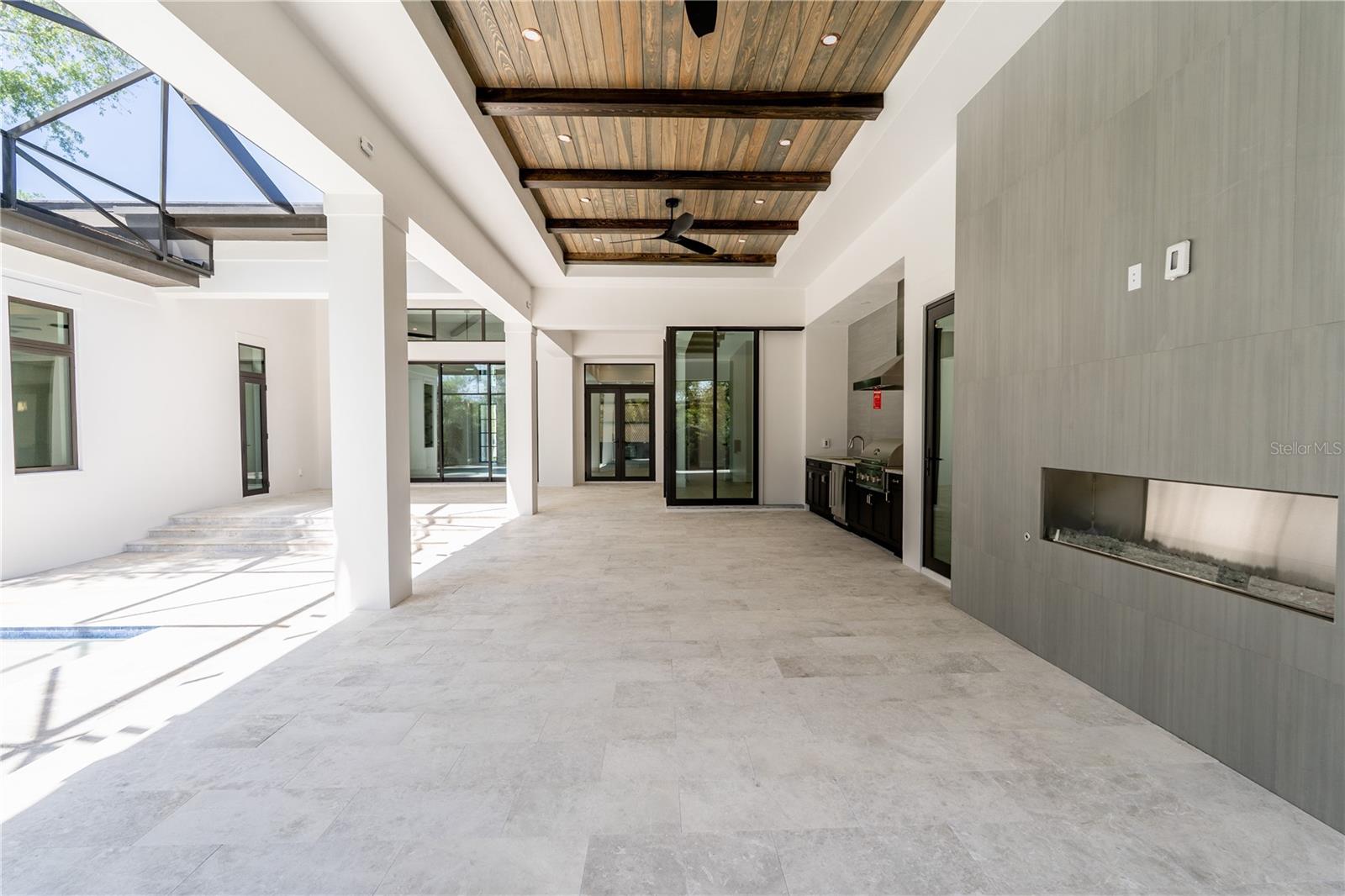 FIELD CLUB ESTATES - Residential