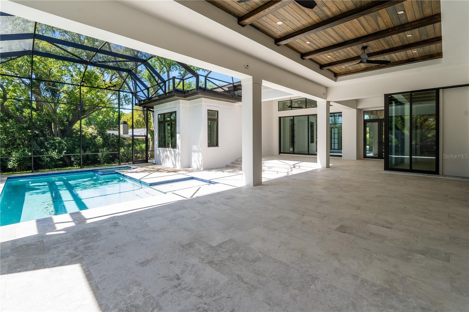 FIELD CLUB ESTATES - Residential