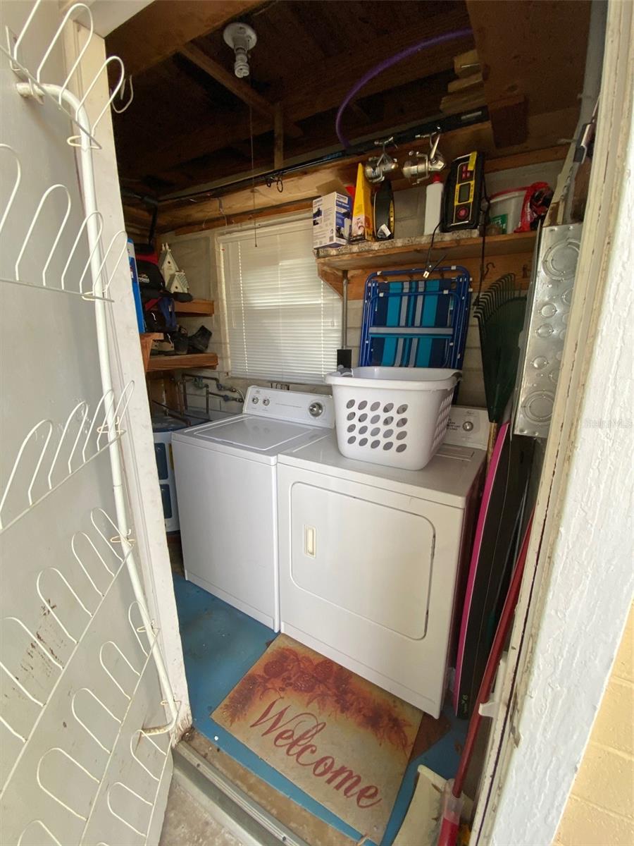 DETWILERS N 650 FT LT 02 16 17 34 NEW SMYRNA BEACH - Residential Lease