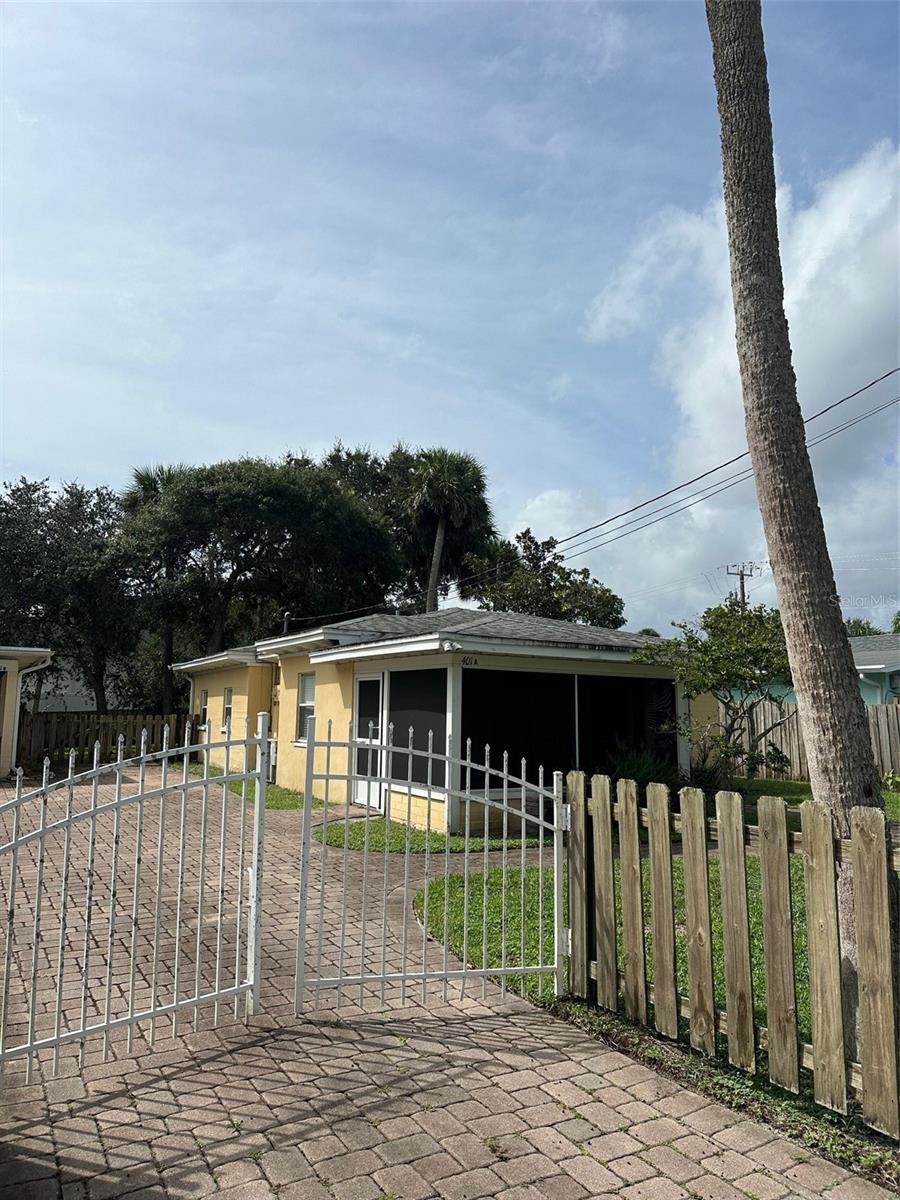 DETWILERS N 650 FT LT 02 16 17 34 NEW SMYRNA BEACH - Residential Lease