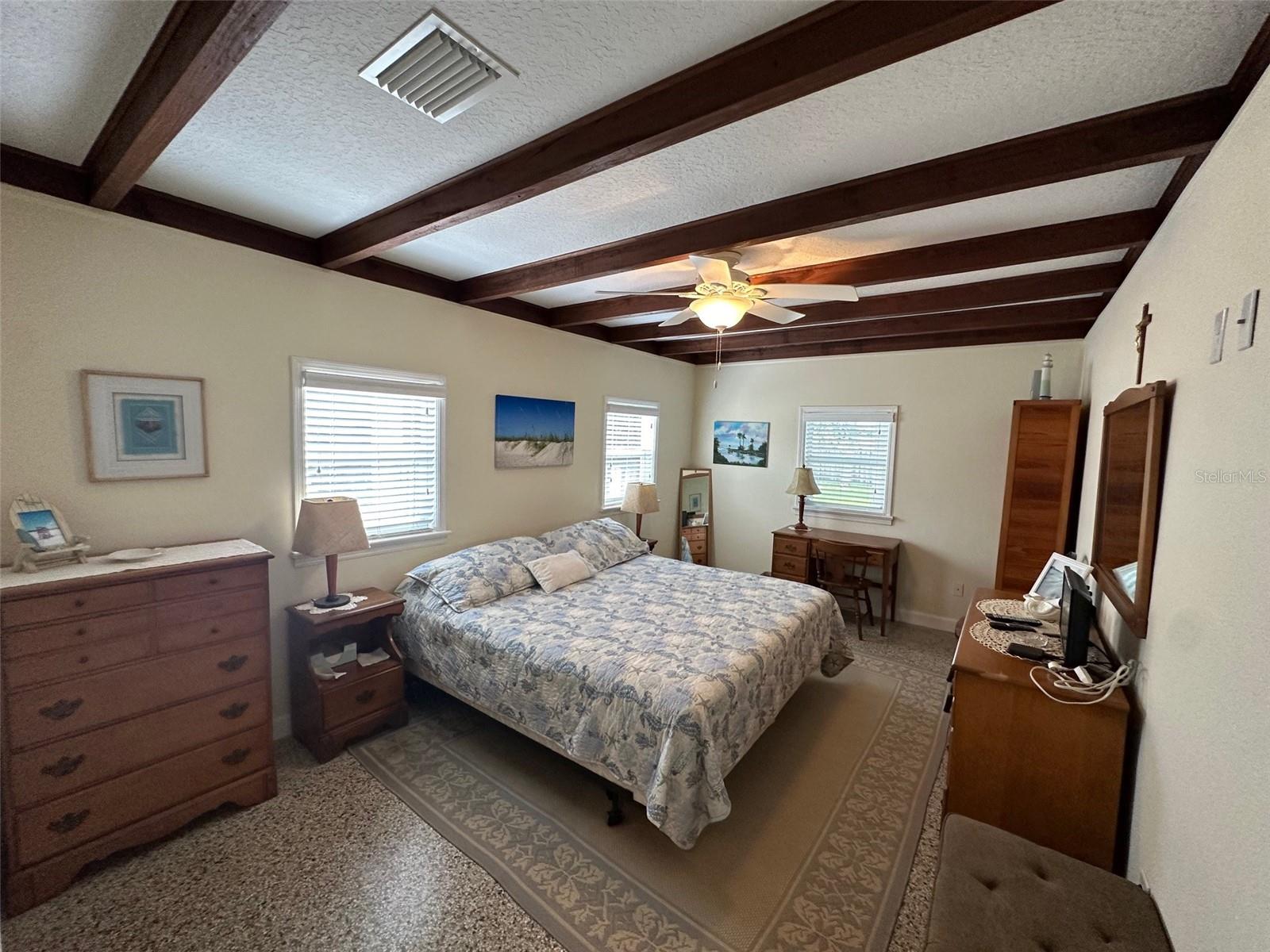 DETWILERS N 650 FT LT 02 16 17 34 NEW SMYRNA BEACH - Residential Lease