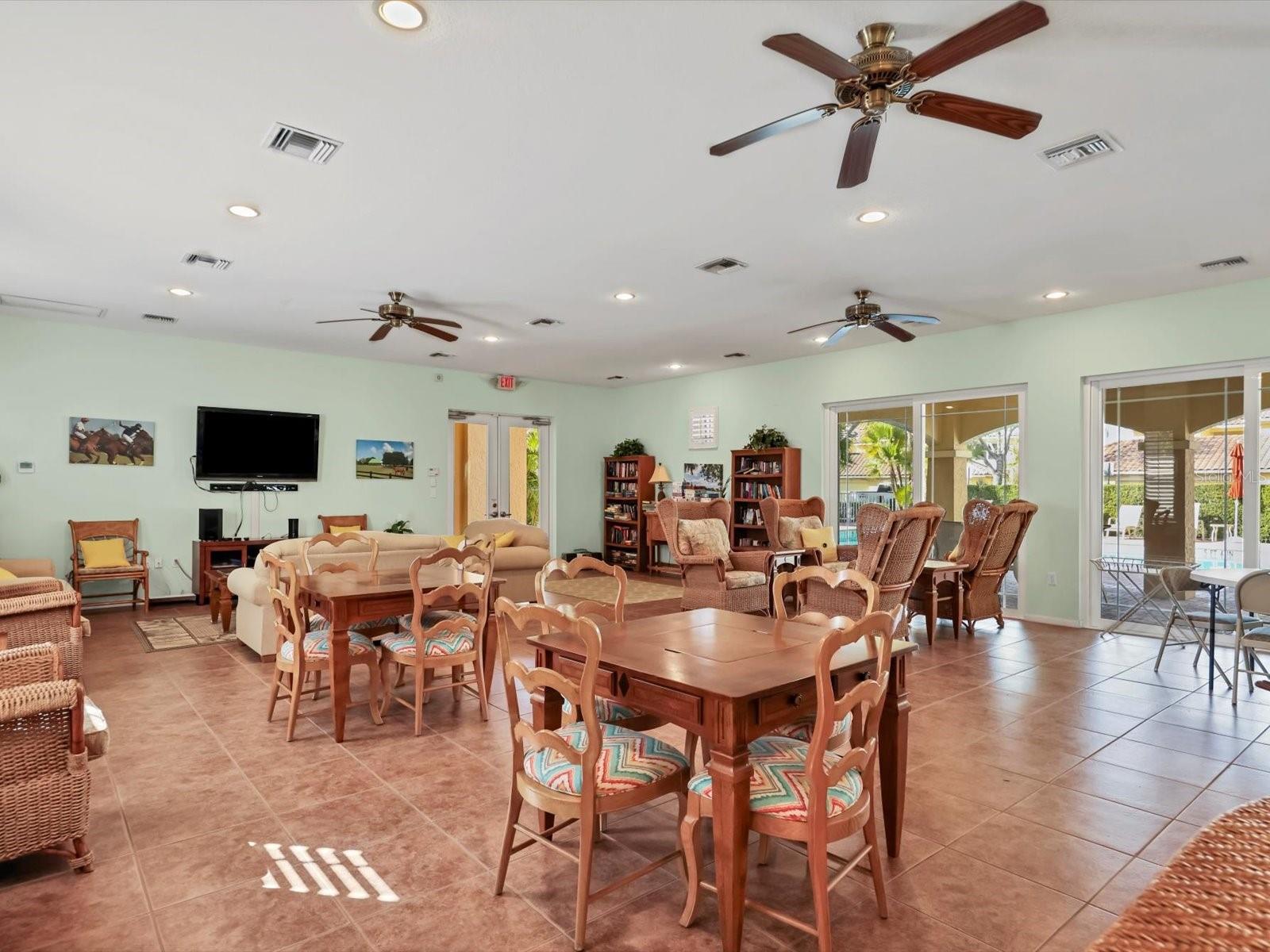 BOCA GROVE - Residential