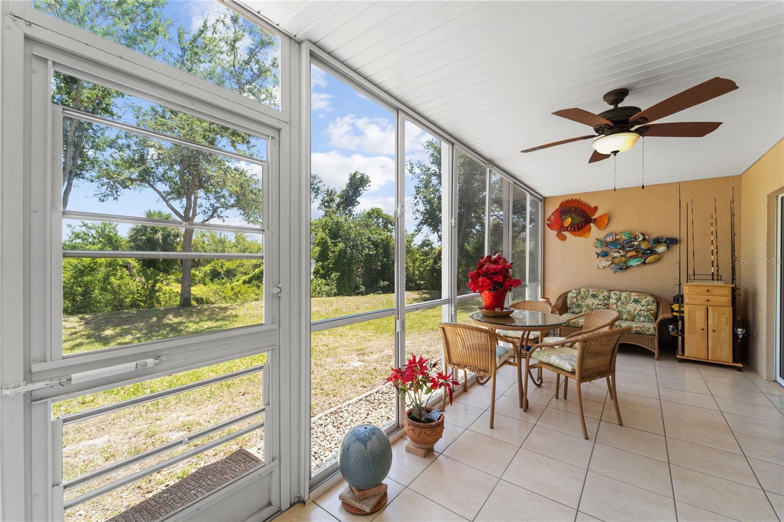 FIDDLERS GREEN NATURE TRAIL - Residential