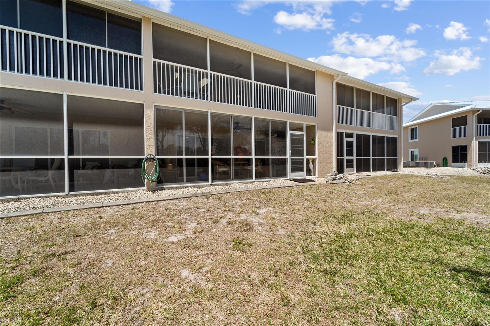 FIDDLERS GREEN NATURE TRAIL - Residential