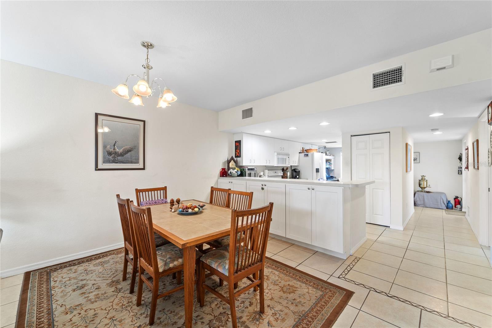 FIDDLERS GREEN NATURE TRAIL - Residential