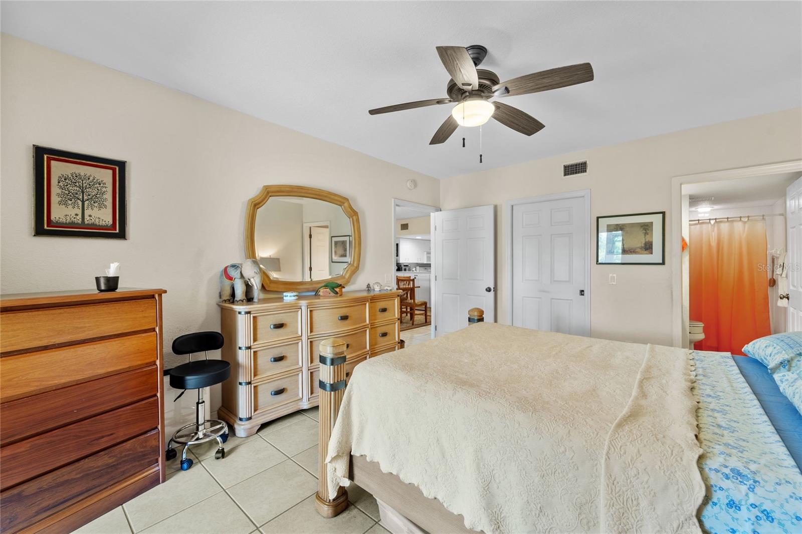 FIDDLERS GREEN NATURE TRAIL - Residential