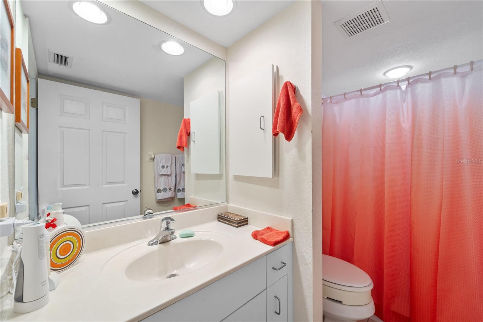 FIDDLERS GREEN NATURE TRAIL - Residential