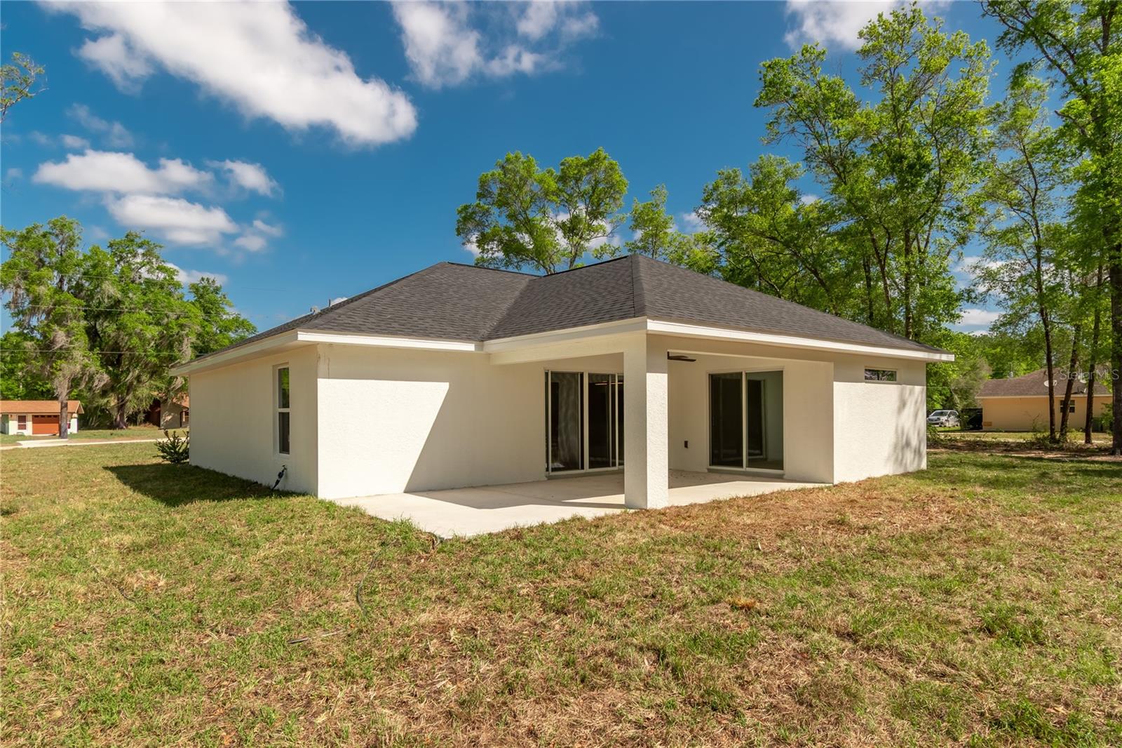 ROLLING HILLS UN FOUR - Residential