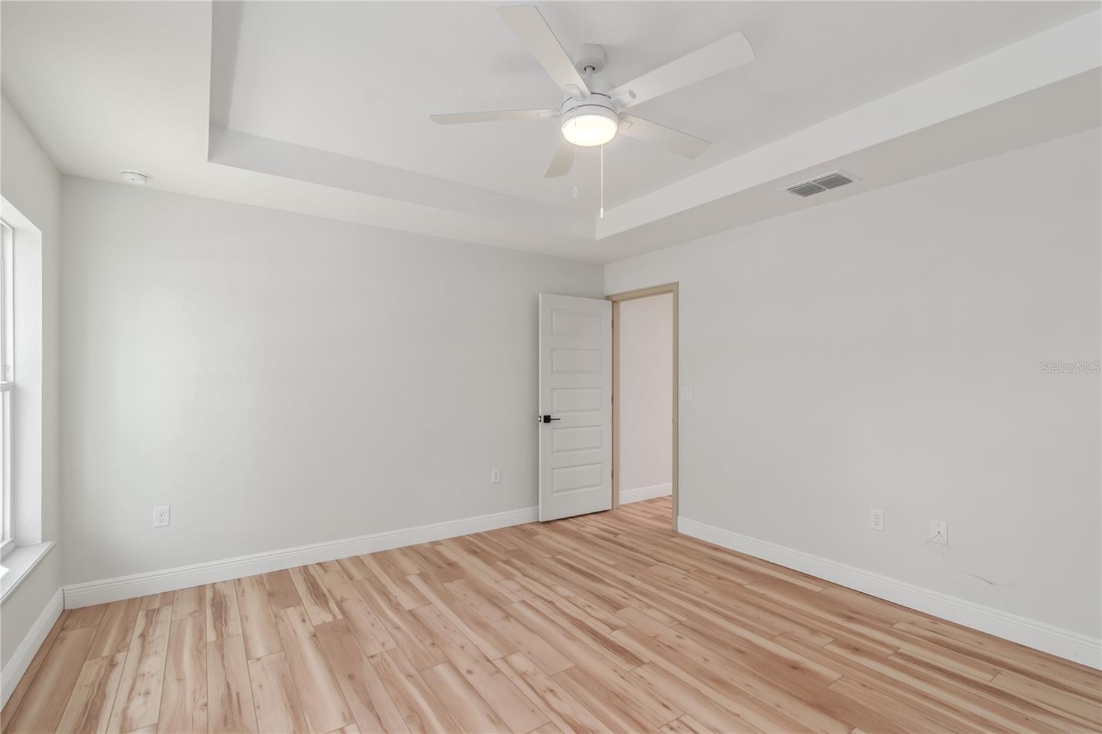 ROLLING HILLS UN FOUR - Residential