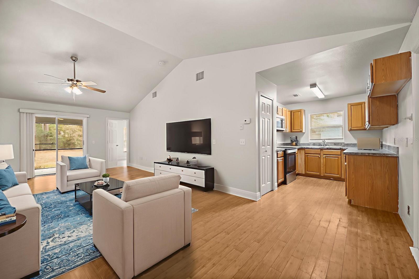 980 DERBYSHIRE DRIVE