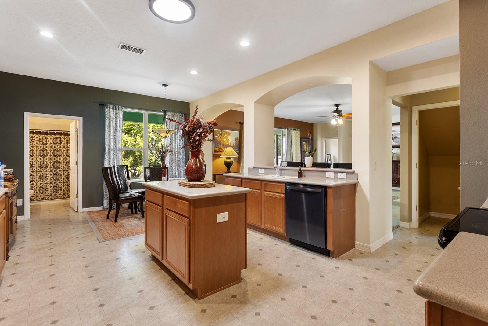 BROOKSHIRE - Residential