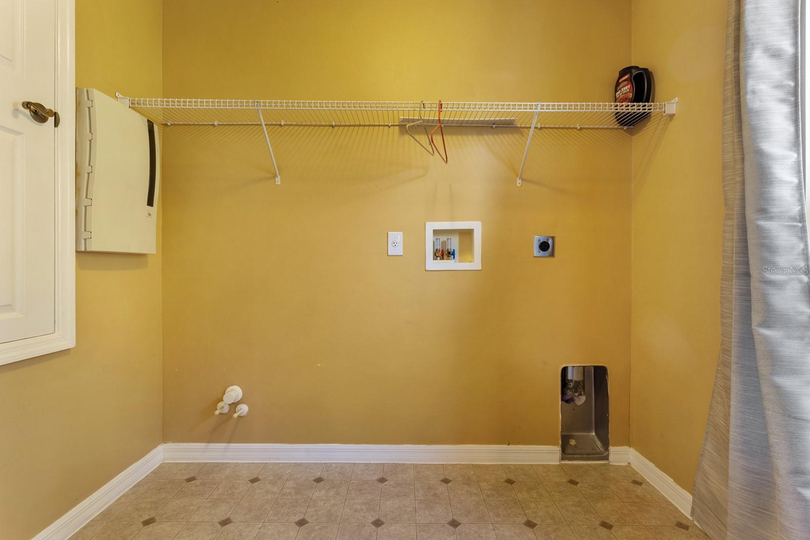 BROOKSHIRE - Residential