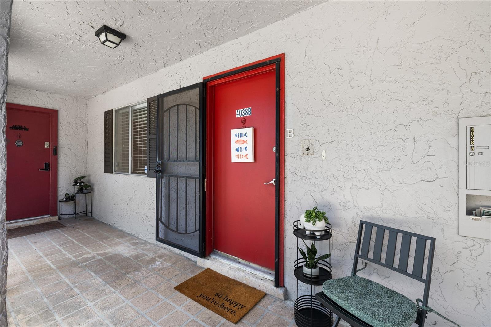 4038 CORTEZ DRIVE B