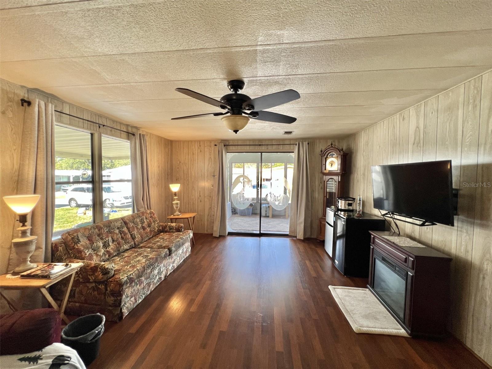 133 HIBISCUS WAY