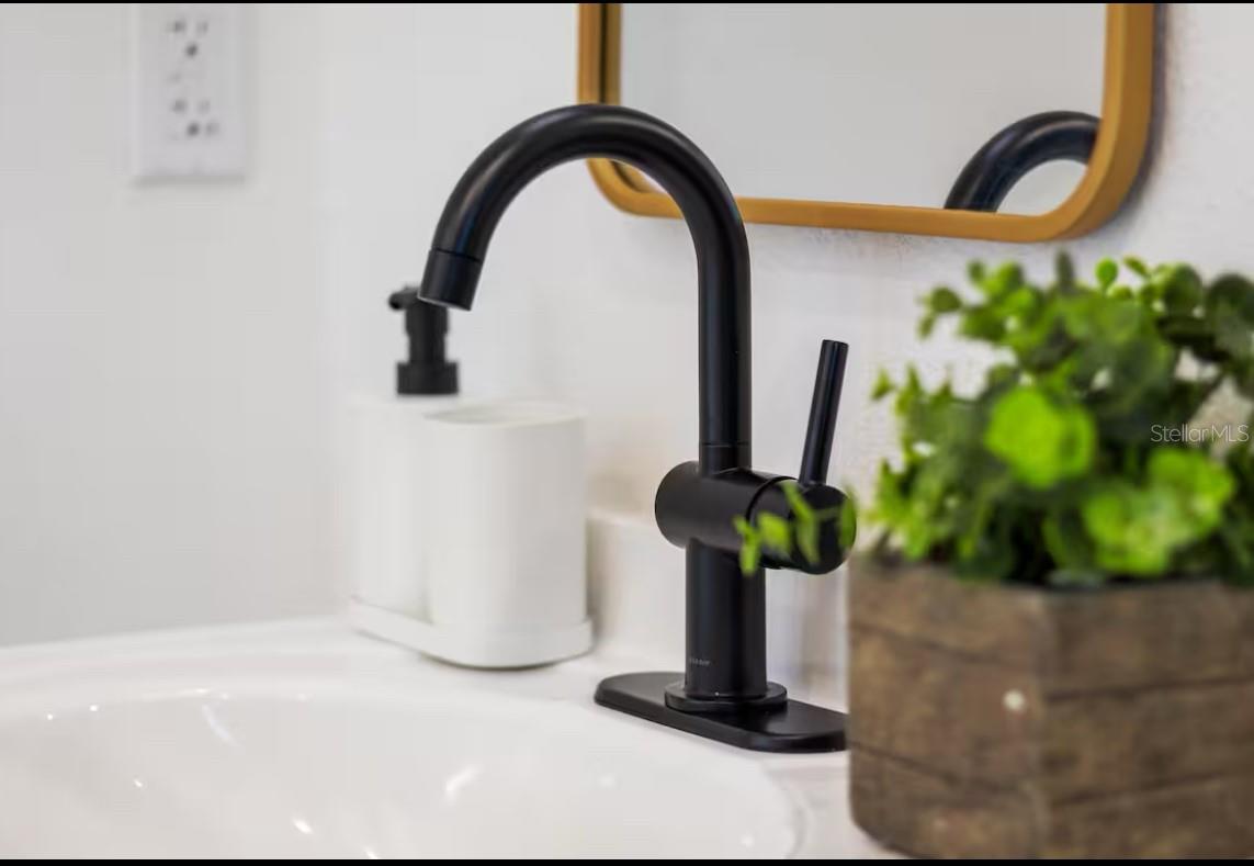 TAFT TOWN - Residential