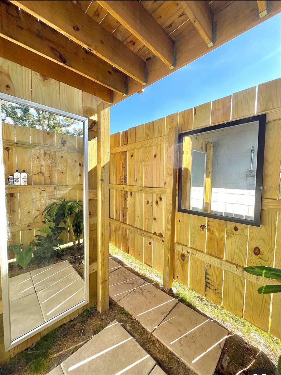 TAFT TOWN - Residential