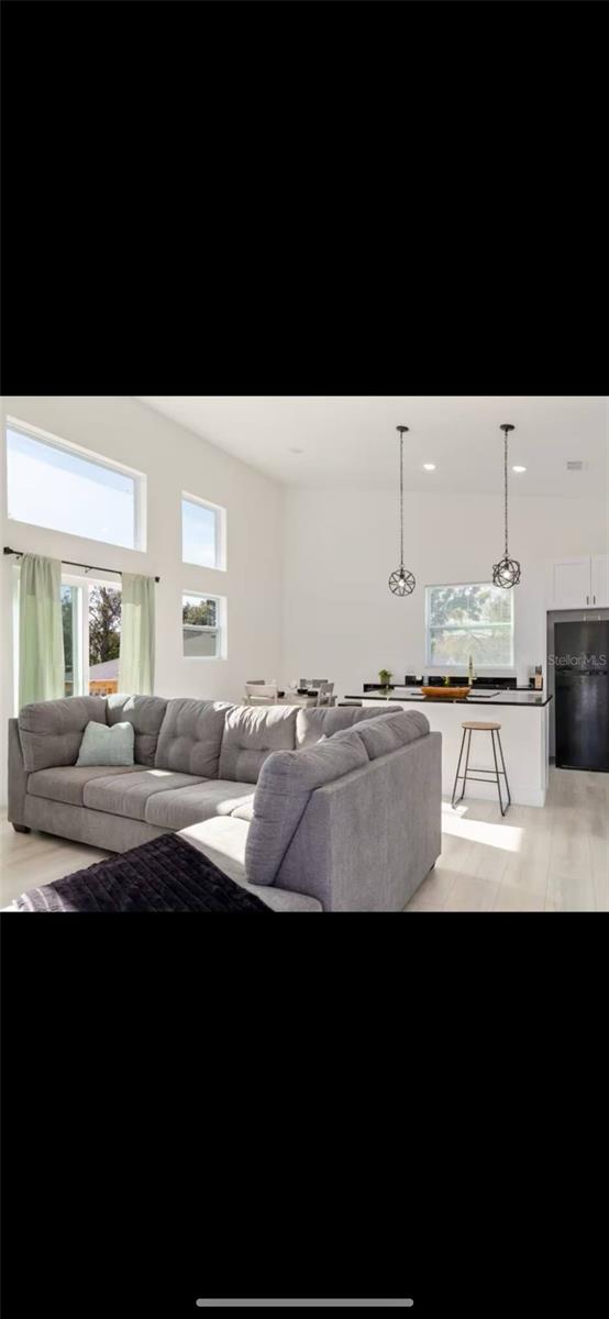 TAFT TOWN - Residential