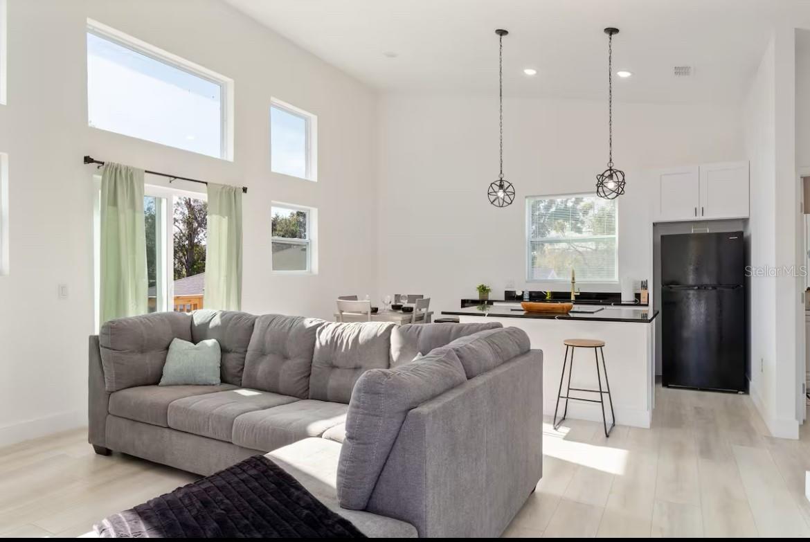 TAFT TOWN - Residential