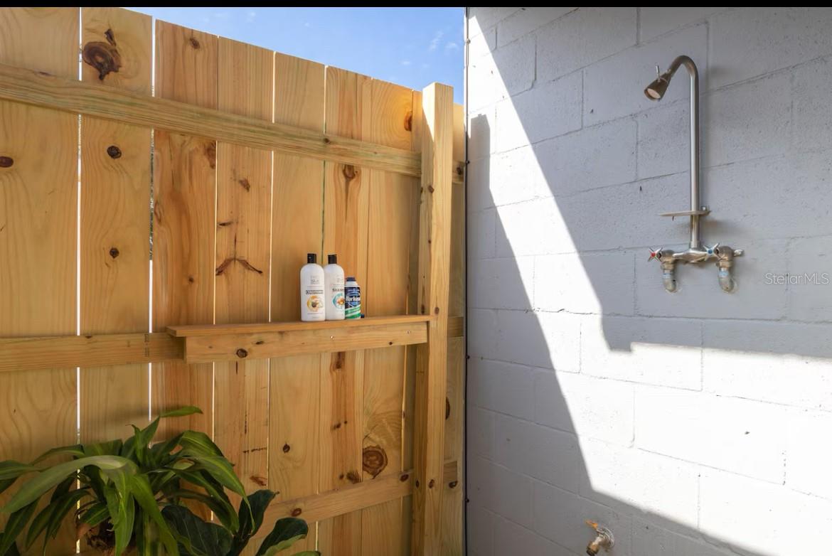 TAFT TOWN - Residential